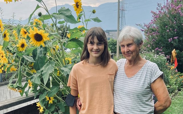 Maja und ihre Oma: Ein tolles Team!